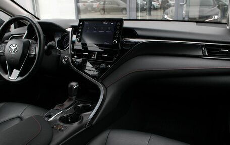 Toyota Camry, 2021 год, 4 150 000 рублей, 17 фотография