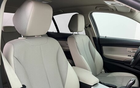 BMW 3 серия, 2016 год, 2 290 000 рублей, 14 фотография