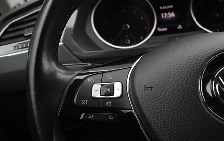 Volkswagen Tiguan II, 2019 год, 2 445 000 рублей, 10 фотография