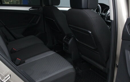 Volkswagen Tiguan II, 2019 год, 2 445 000 рублей, 22 фотография