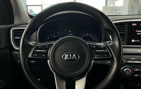 KIA Sportage IV рестайлинг, 2021 год, 2 370 000 рублей, 12 фотография