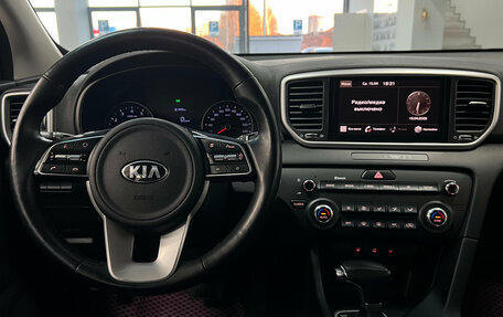 KIA Sportage IV рестайлинг, 2021 год, 2 370 000 рублей, 13 фотография