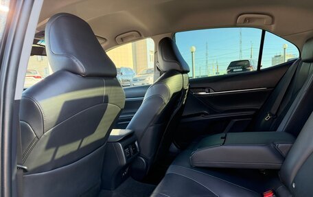 Toyota Camry, 2019 год, 2 860 000 рублей, 21 фотография