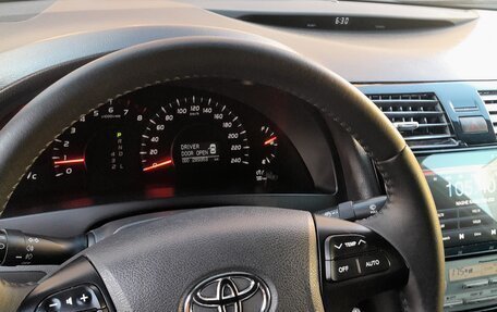 Toyota Camry, 2007 год, 850 000 рублей, 3 фотография