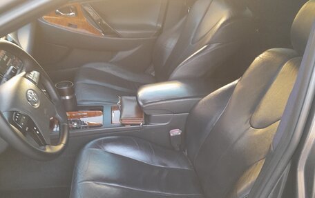 Toyota Camry, 2007 год, 850 000 рублей, 2 фотография