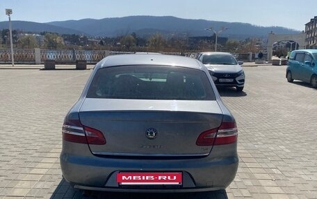 Skoda Superb III рестайлинг, 2011 год, 900 000 рублей, 5 фотография