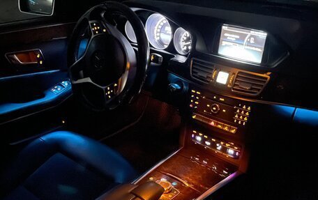 Mercedes-Benz E-Класс, 2015 год, 2 150 000 рублей, 2 фотография