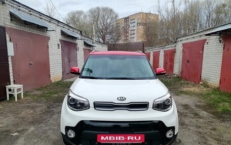 KIA Soul II рестайлинг, 2018 год, 1 830 000 рублей, 4 фотография