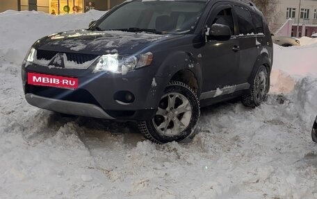 Mitsubishi Outlander III рестайлинг 3, 2007 год, 950 000 рублей, 9 фотография