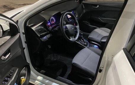 Hyundai Solaris II рестайлинг, 2018 год, 930 000 рублей, 10 фотография