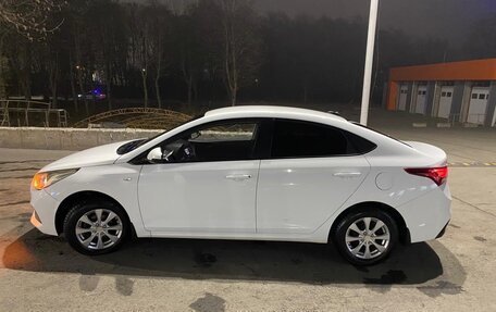 Hyundai Solaris II рестайлинг, 2018 год, 930 000 рублей, 9 фотография