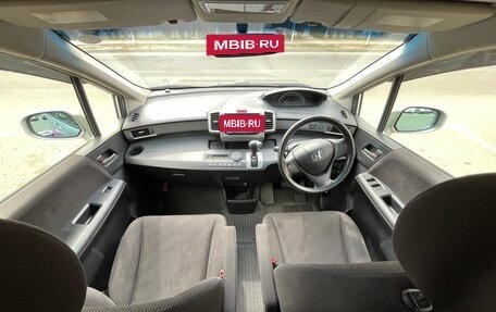 Honda Freed I, 2012 год, 1 100 000 рублей, 10 фотография