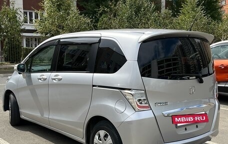 Honda Freed I, 2012 год, 1 100 000 рублей, 4 фотография