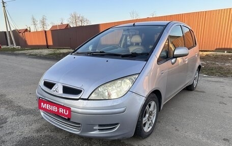 Mitsubishi Colt VI рестайлинг, 2003 год, 350 000 рублей, 12 фотография