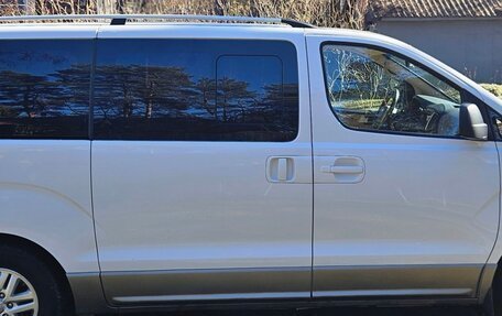 Hyundai H-1 II рестайлинг, 2016 год, 2 030 000 рублей, 4 фотография