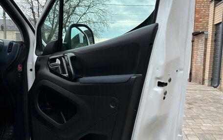 Peugeot Partner II рестайлинг 2, 2008 год, 650 000 рублей, 15 фотография