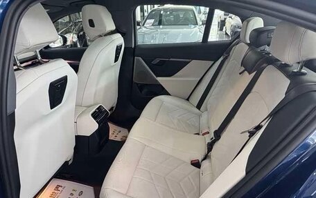 BMW 5 серия, 2024 год, 7 450 000 рублей, 12 фотография