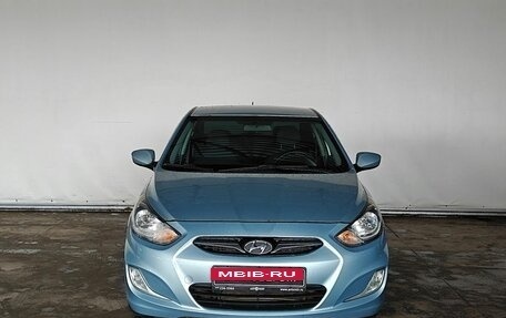 Hyundai Solaris II рестайлинг, 2013 год, 770 000 рублей, 2 фотография