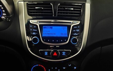 Hyundai Solaris II рестайлинг, 2013 год, 770 000 рублей, 13 фотография