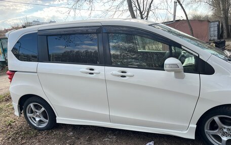 Honda Freed I, 2010 год, 970 000 рублей, 5 фотография