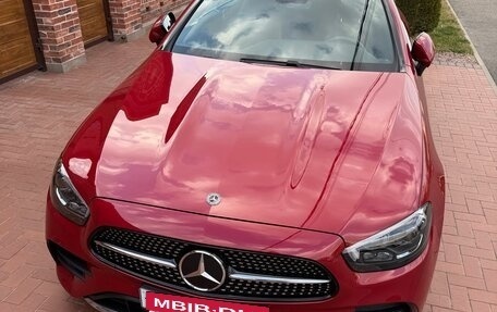 Mercedes-Benz E-Класс, 2020 год, 6 900 000 рублей, 4 фотография