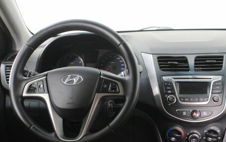 Hyundai Solaris II рестайлинг, 2014 год, 1 050 000 рублей, 13 фотография