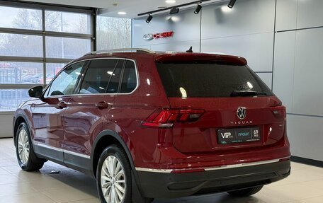 Volkswagen Tiguan II, 2021 год, 3 297 000 рублей, 4 фотография