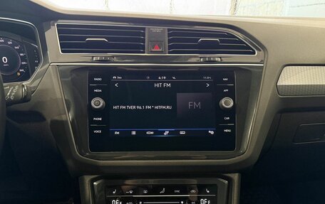 Volkswagen Tiguan II, 2021 год, 3 297 000 рублей, 13 фотография