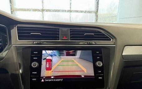 Volkswagen Tiguan II, 2021 год, 3 297 000 рублей, 14 фотография