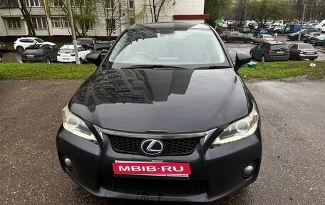 Lexus CT I рестайлинг, 2012 год, 1 300 000 рублей, 1 фотография