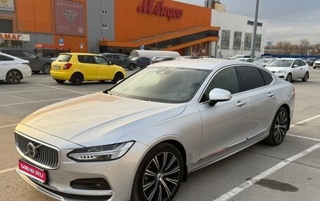 Volvo S90 II рестайлинг, 2021 год, 4 450 000 рублей, 1 фотография