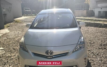 Toyota Prius v (+) I (ZVW40/41) рестайлинг, 2013 год, 1 499 000 рублей, 1 фотография