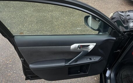 Lexus CT I рестайлинг, 2012 год, 1 300 000 рублей, 26 фотография