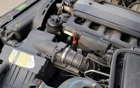 BMW 5 серия, 2003 год, 1 300 000 рублей, 11 фотография