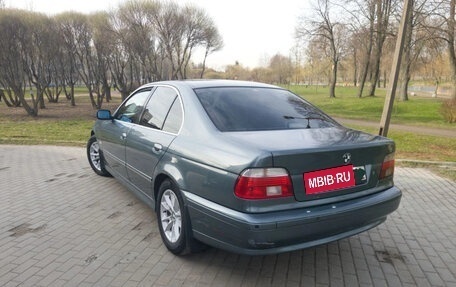 BMW 5 серия, 2003 год, 1 300 000 рублей, 3 фотография