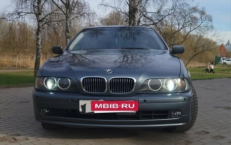 BMW 5 серия, 2003 год, 1 300 000 рублей, 2 фотография