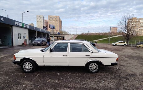 Mercedes-Benz W123, 1985 год, 1 100 000 рублей, 2 фотография