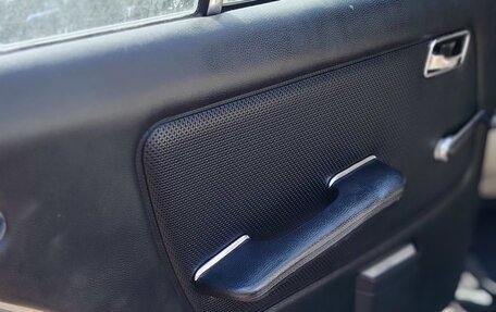 Mercedes-Benz W123, 1985 год, 1 100 000 рублей, 9 фотография