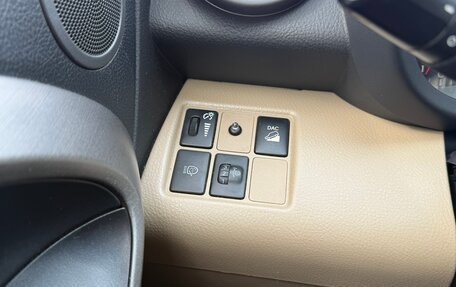 Toyota RAV4, 2010 год, 1 499 999 рублей, 15 фотография