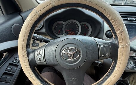 Toyota RAV4, 2010 год, 1 499 999 рублей, 14 фотография
