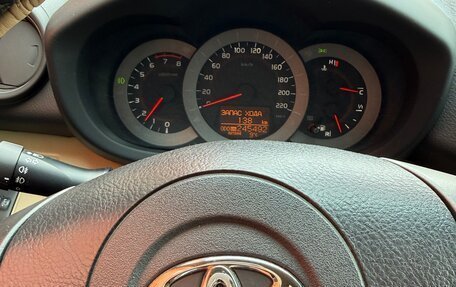 Toyota RAV4, 2010 год, 1 499 999 рублей, 21 фотография