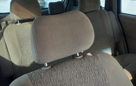 Nissan Liberty, 2003 год, 350 000 рублей, 11 фотография