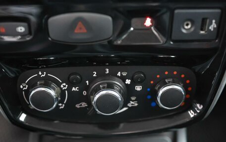 Nissan Terrano III, 2014 год, 990 000 рублей, 13 фотография