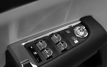 Rolls-Royce Dawn, 2019 год, 37 500 000 рублей, 15 фотография