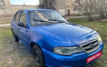 Daewoo Nexia I рестайлинг, 2010 год, 130 000 рублей, 3 фотография
