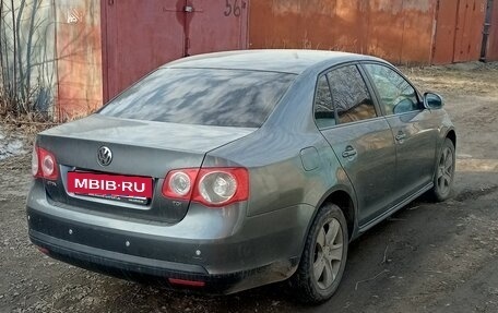 Volkswagen Jetta VI, 2008 год, 550 000 рублей, 4 фотография
