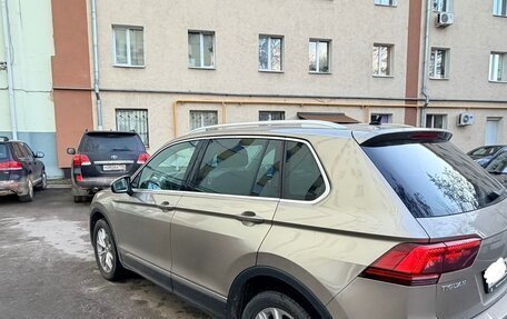 Volkswagen Tiguan II, 2017 год, 2 800 000 рублей, 2 фотография