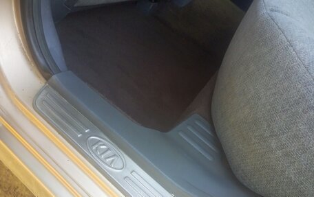 KIA Magentis I, 2005 год, 450 000 рублей, 23 фотография