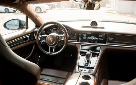 Porsche Panamera II рестайлинг, 2018 год, 9 850 000 рублей, 8 фотография