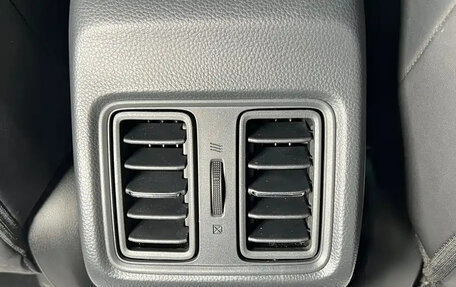 Honda Vezel, 2023 год, 1 700 888 рублей, 13 фотография